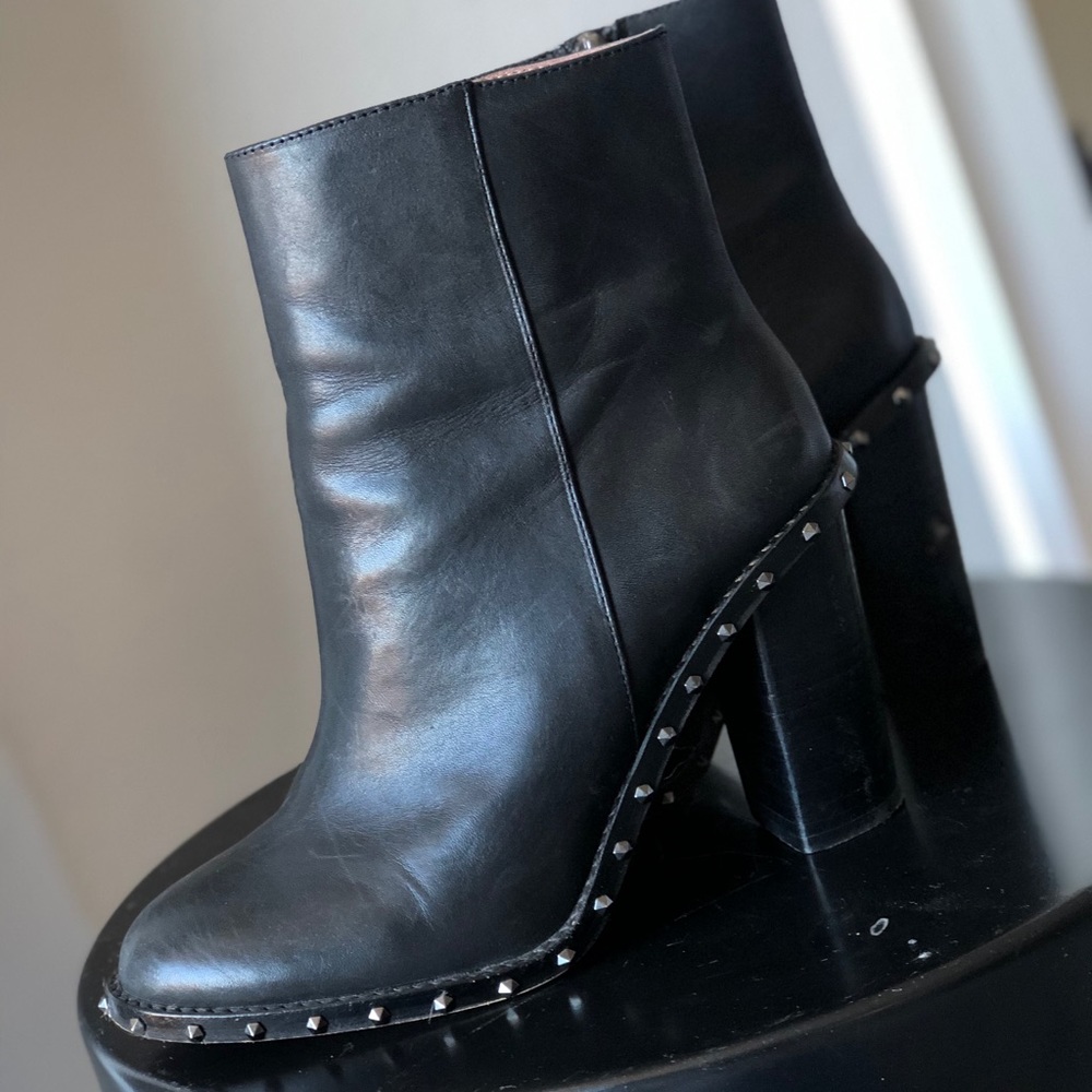 Gianni Bini Black Stud Booties